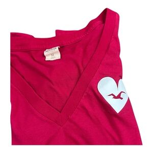 Hollister Long Sleeve V-Neck Tee – Heart Logo – Hot Pink – XS